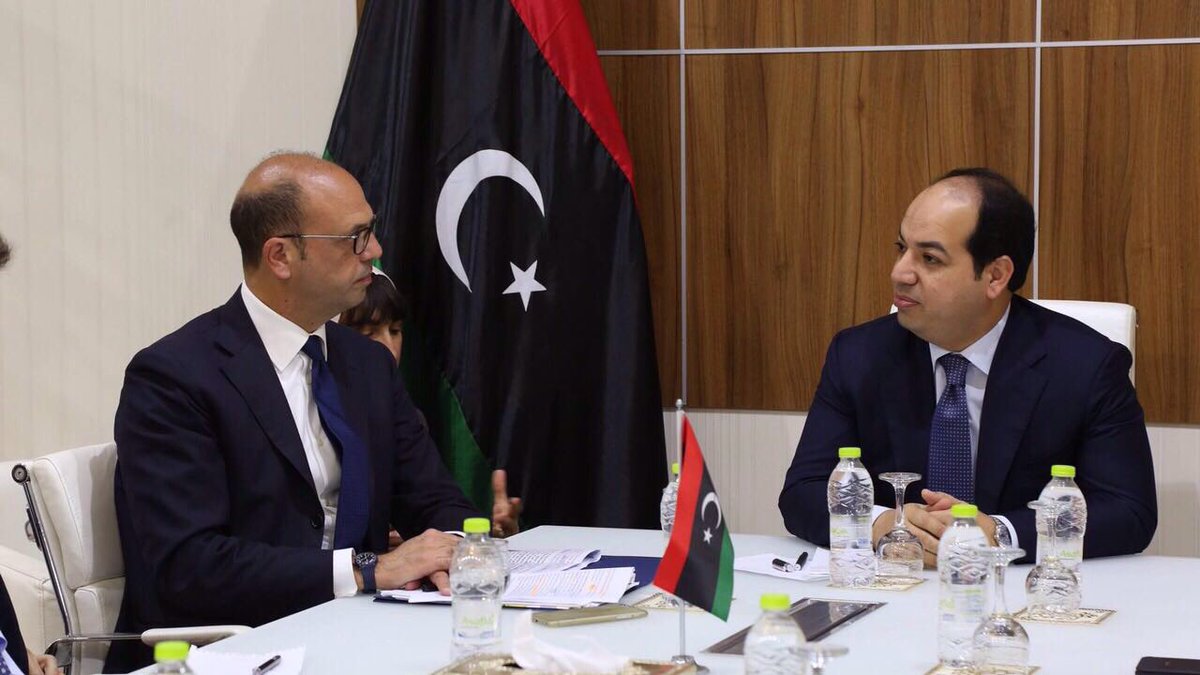 معيتيق يستعرض مع وزير الخارجية الإيطالي آخر المستجدات في ليبيا