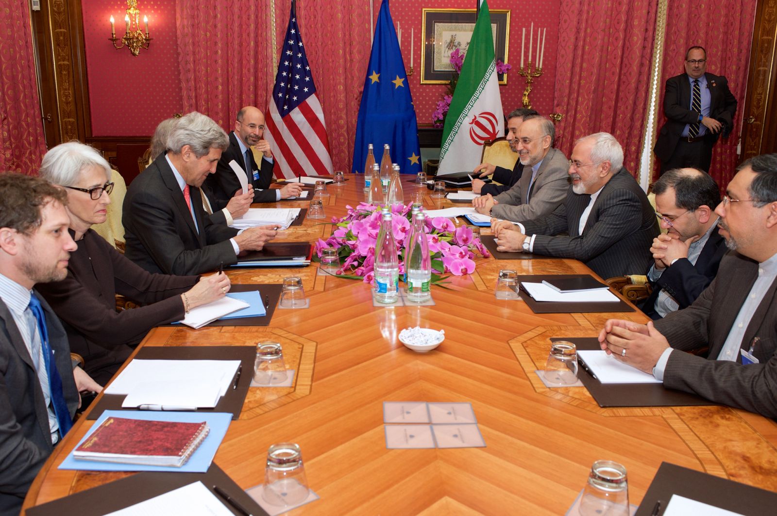 إيران تستعد لانسحاب أميركي محتمل من الاتفاق النووي