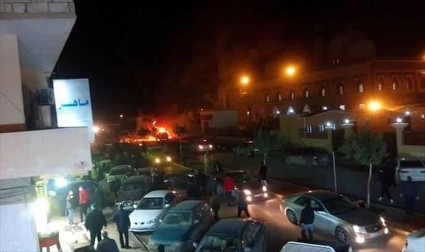 قتيلان وثلاثة جرحى جراء انفجار سيارة في بنغازي