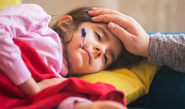 خطوات بسيطة للتخفيف عن طفلك المصاب بالإنفلونزا