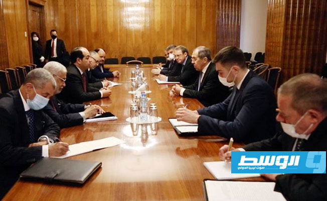 معيتيق وسيالة يجتمعان مع وزير الخارجية الروسي في موسكو