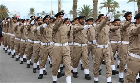 بالصور.. باشاغا يشهد عرضا عسكريا احتفالا بيوم الشرطة الليبية