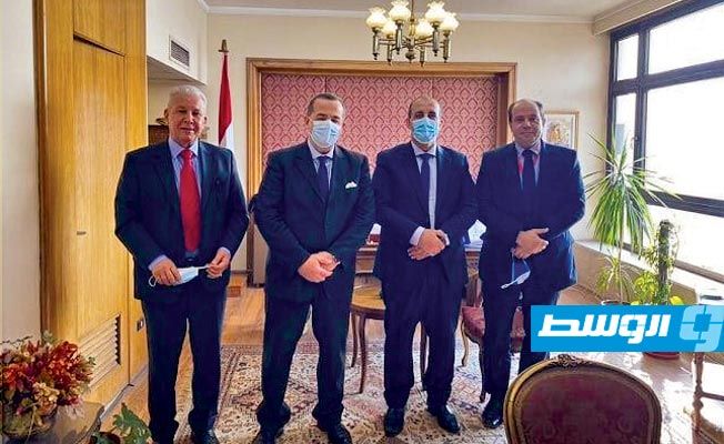 السفارة الليبية بالقاهرة تبحث تسهيل إجراءات الدخول والإقامة في مصر