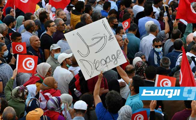 خمسة آلاف تونسي يتظاهرون ضد قرارات الرئيس سعيد بالعاصمة