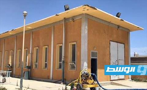 بلدية طبرق تطالب شركة الصرف الصحي بصيانة محطة رفع وسط المدينة