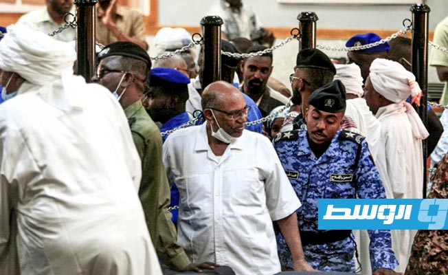 السودان.. تأجيل محاكمة البشير ومتهمين في انقلاب 1989 أسبوعا