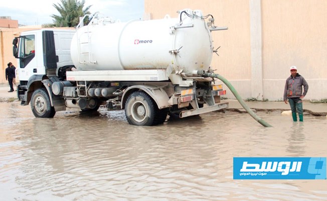 استمرار أعمال شفط مياه الأمطار في أبوسليم لليوم الرابع، 24 نوفمبر 2020. (بلدية أبوسليم)