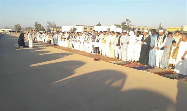 «عايدين فايزين».. هكذا يحتفل الليبيون بعيد الفطر