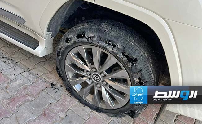 آثار الرصاص على سيارة مدير أمن صرمان، 13 مارس 2024. (صفحة المديرية على فيسبوك)
