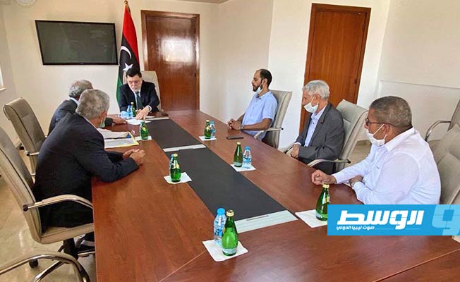رئيس المجلس الرئاسي يجتمع مع عميد وأعضاء بلدية زوارة