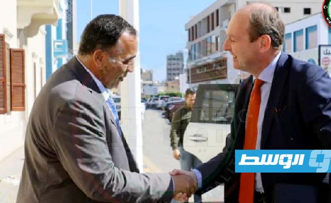 عميد «بلدي مصراتة» يبحث مع سفير هولندا التعاون التجاري