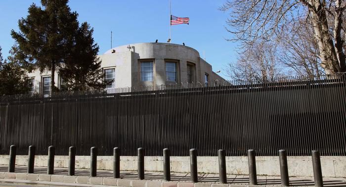 تمديد حبس موظف بالقنصلية الأميركية في تركيا بتهمة التجسس