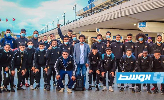 منتخب شباب ليبيا في مطار قرطاج (المركز الإعلامي)
