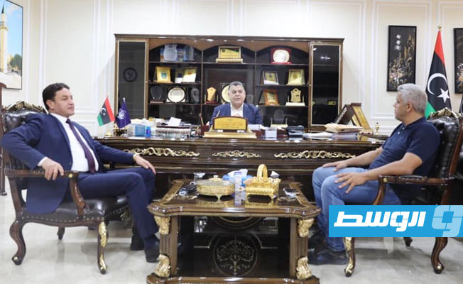 وزير الداخلية يبحث مع عميد زليتن الأوضاع الأمنية بالبلدية