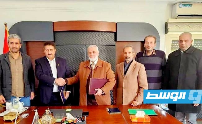 حكومة حماد توقع اتفاق تعاون لتحسين سلالات الخيل