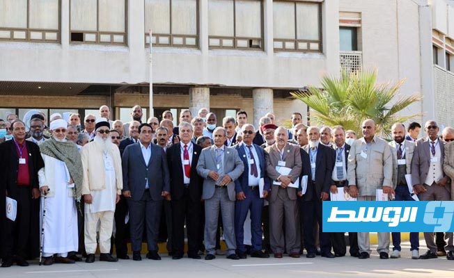 بالصور: المنفي يشارك في افتتاح الملتقى الليبي للاستقرار