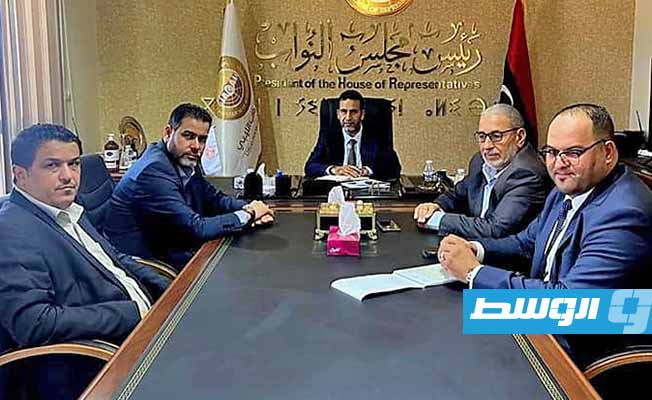 لقاء النويري مع عدد من النواب بمقر ديوان المجلس في طرابلس، الثلاثاء 1 نوفمبر 2022. (مجلس النواب)