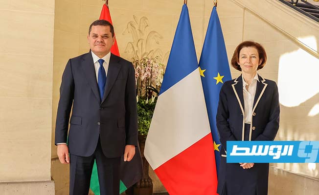 الدبيبة، مع وزيرة الجيوش الفرنسية فلورانس بارلي, 1 يونيو 2021. (حكومة الوحدة الوطنية)