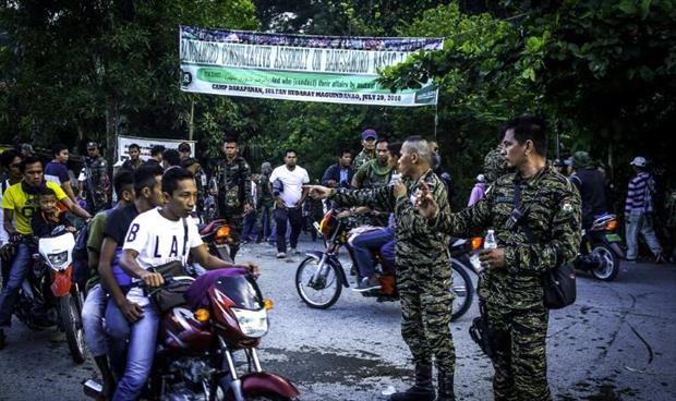 متمردو جنوب الفليبين يتشاورون مع قاعدتهم بشأن قانون تاريخي يحقق السلام