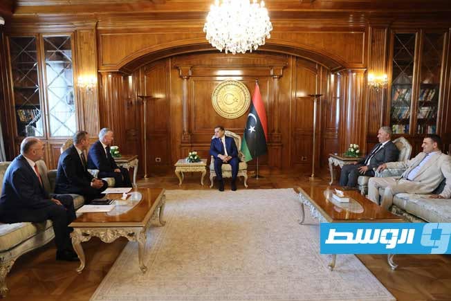Dabaiba Receives a Written Message from His Palestinian Counterpart and Reaffirms Libya's Support for the Cause