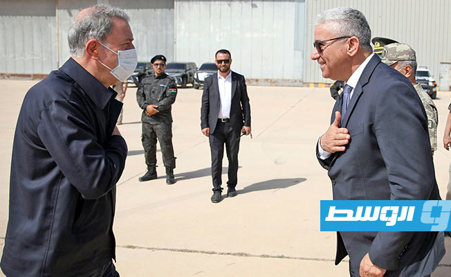 وزير الدفاع التركي يزور مصراتة ويلتقي باشاغا