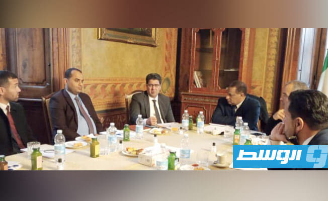 وكيل وزارة الخارجية إمحمد زيدان مع سفير ليبيا في إيطاليا عمر الترهوني, 11 ديسمبر 2021. (وزارة الخارجية)