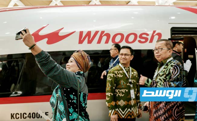إندونيسيا تدشن أول قطار فائق السرعة في جنوب شرق آسيا