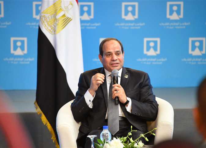 الرئيس المصري ينعى ضحايا الهجوم الإرهابي في المنيا