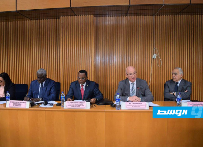 الوزراء الأفارقة يعربون عن قلقهم إزاء الوضع الأمني في ليبيا