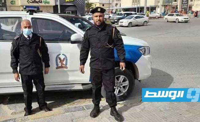 مركز الحرس البلدي أبوقرين يتسلم سيارة حديثة لدعمه في تأدية عمله