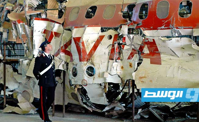 رئيس وزراء إيطالي سابق يتهم فرنسا بالوقوف وراء كارثة «أوستيكا»: المستهدف كان طائرة عسكرية ليبية