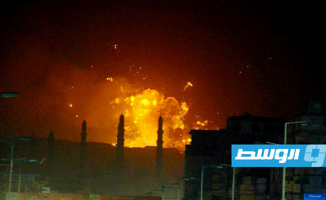 «قامت القيامة».. يمنيون يروون أحداث ليلة القصف الغربي لمدينة الحُديدة
