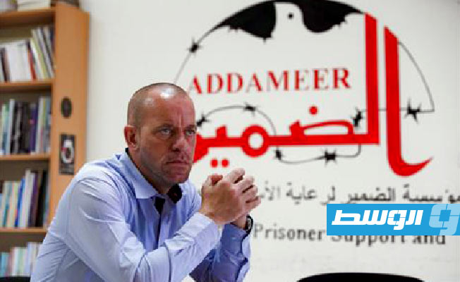 الاحتلال يرحّل المحامي الفلسطيني صلاح الحموري إلى فرنسا