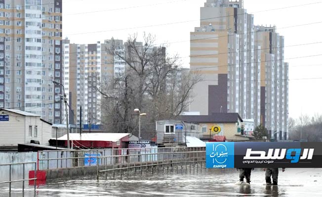 إجلاء آلاف السكان بسبب الارتفاع السريع في مياه الفيضانات في أورينبورج
