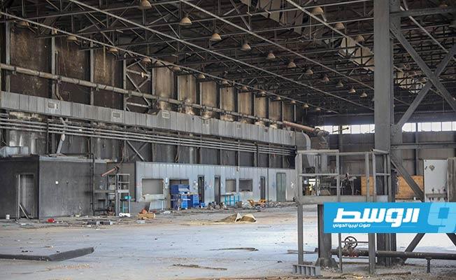 الأضرار التي تعرضت لها محتويات المطار الزراعي بمشروع أبوعاشئة جنوب طرابلس. (وزارة الداخلية)