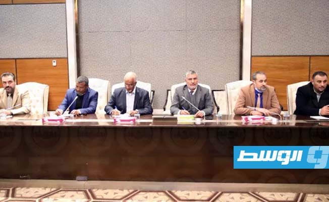 اجتماع لجنة خارطة الطريق مع رؤساء اللجان بمجلس الدولة في طرابلس، الأحد 2 يناير 2021. (مجلس النواب)