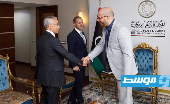 لقاء بوشاح مع مبعوث الرئيس الفرنسي وسفير فرنسا لدى ليبيا، الخميس 8 يونيو 2023. (مجلس الدولة)