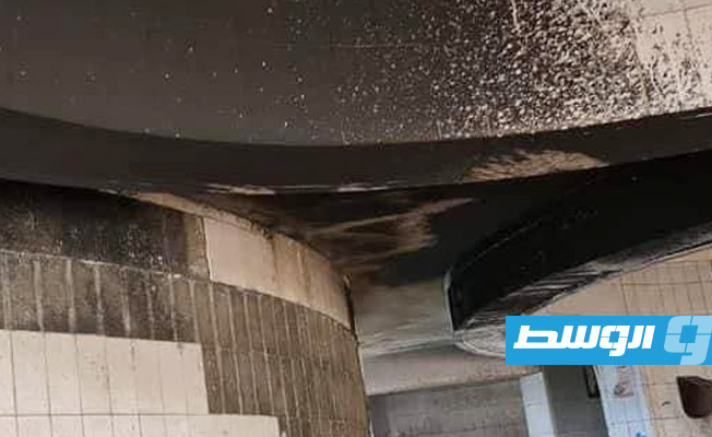 آثار دمار بادية على سيارة رئيس قسم التمريض ببرج الأمل في بنغازي بعد تعرضها لحريق، 6 نوفمبر 2021. (مركز بنغازي الطبي)