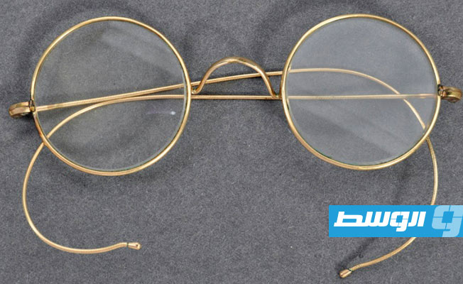 نظارة غاندي بـ 340 ألف دولار