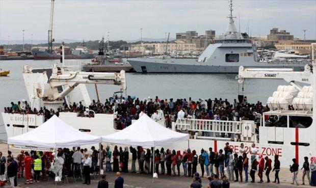 وزير الداخلية الإيطالي يتهم مهاجرين بخطف سفينة إنقاذ قبالة سواحل ليبيا
