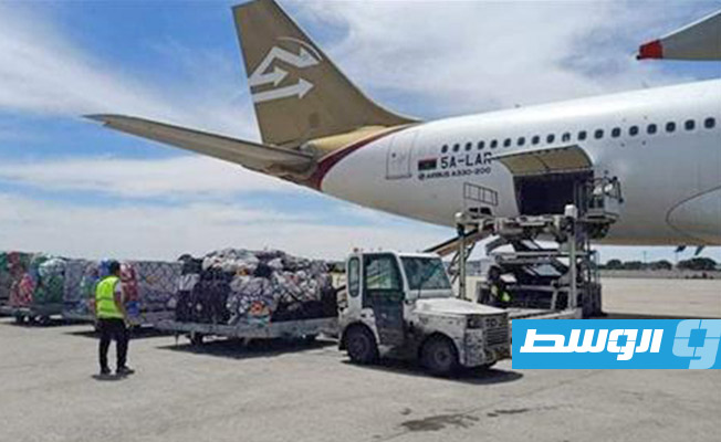 بالصور.. وصول أولى رحلات الشحن الجوي إلى مطار مصراتة الدولي قادمة من تونس