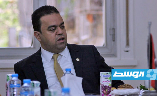 وزير العمل يحث السفارة الليبية بالقاهرة على تسهيل معاملات وإجراءات الجالية المقيمة في مصر