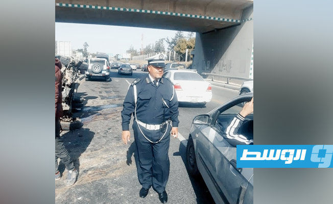 من موقع انشطار السيارة على الطريق السريع، 1 أبريل 2023. (مديرية أمن طرابلس)