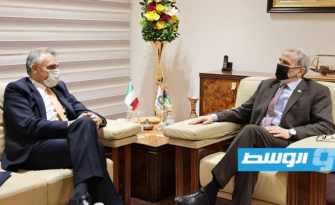 صنع الله يناقش مع السفير الإيطالي التعاون المشترك بين مؤسسة النفط والشركات الإيطالية