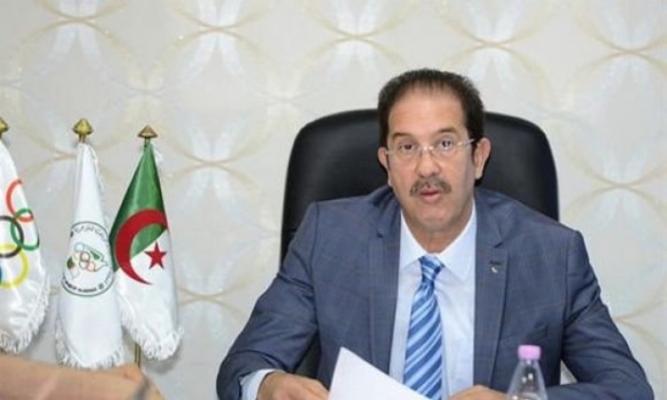 فوز الجزائري مصطفى بيراف برئاسة اللجنة الأولمبية الأفريقية