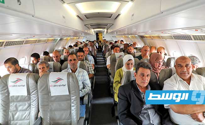 حكومة حماد تنفي منع هبوط طائرة محملة بمعدات وتجهيزات في مطار الكفرة