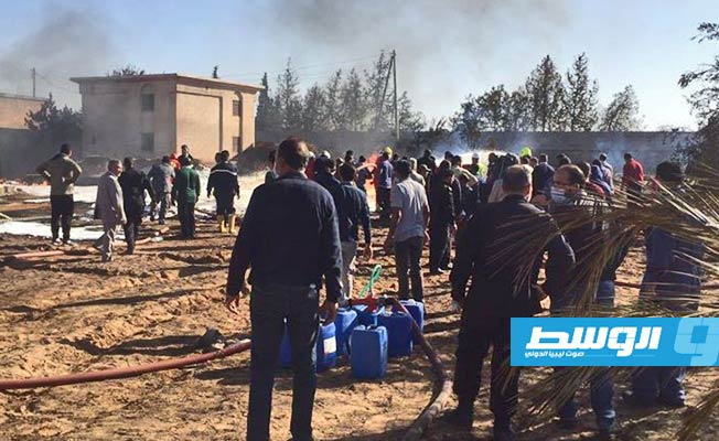 وفاة سائق جرافة جراء حريق خط نقل البنزين من الزاوية إلى طرابلس