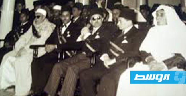 الثاني من اليمين عضو مجلس النواب صالح بويصير