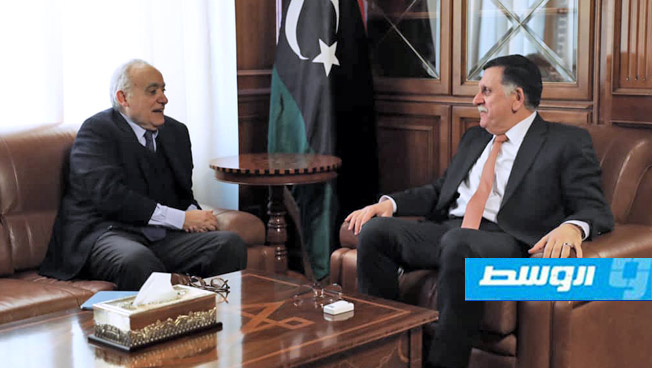 رئيس المجلس الرئاسي يجتمع مع غسان سلامة