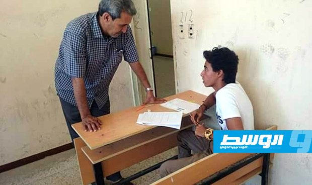 أكثر من 4 آلاف طالب وطالبة يبدأون امتحانات الشهادة الإعدادية في طبرق